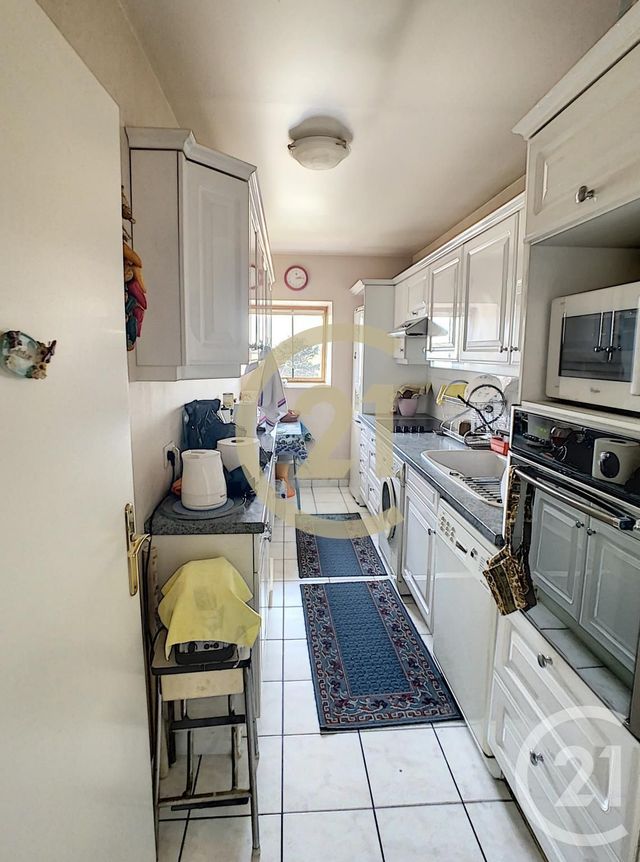 Appartement F3 à vendre - 3 pièces - 64.6 m2 - ARNOUVILLE - 95 - ILE-DE-FRANCE - Century 21 Jean Jaurès Appartement F3 à vendre - 3 pièces - 64.6 m2 - ARNOUVILLE - 95 - ILE-DE-FRANCE - Century 21 Jean Jaurès