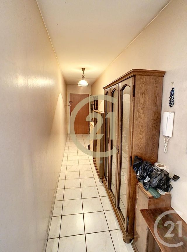 Appartement F3 à vendre - 3 pièces - 64.6 m2 - ARNOUVILLE - 95 - ILE-DE-FRANCE - Century 21 Jean Jaurès Appartement F3 à vendre - 3 pièces - 64.6 m2 - ARNOUVILLE - 95 - ILE-DE-FRANCE - Century 21 Jean Jaurès