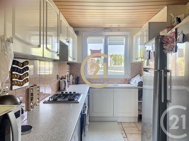 Afficher la photo en grand Appartement F3 à vendre - 3 pièces - 68.6 m2 - GARGES LES GONESSE - 95 - ILE-DE-FRANCE - Century 21 Jean Jaurès