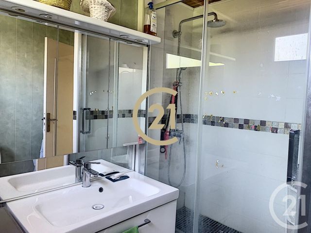 Afficher la photo en grand Appartement F3 à vendre - 3 pièces - 68.6 m2 - GARGES LES GONESSE - 95 - ILE-DE-FRANCE - Century 21 Jean Jaurès