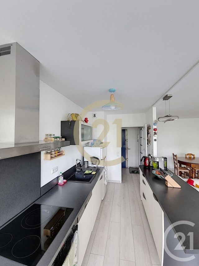 Afficher la photo en grand Appartement F3 à vendre - 3 pièces - 65.82 m2 - VILLIERS LE BEL - 95 - ILE-DE-FRANCE - Century 21 Jean Jaurès