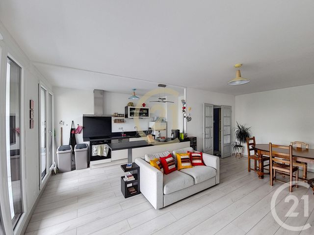 Afficher la photo en grand Appartement F3 à vendre - 3 pièces - 65.82 m2 - VILLIERS LE BEL - 95 - ILE-DE-FRANCE - Century 21 Jean Jaurès