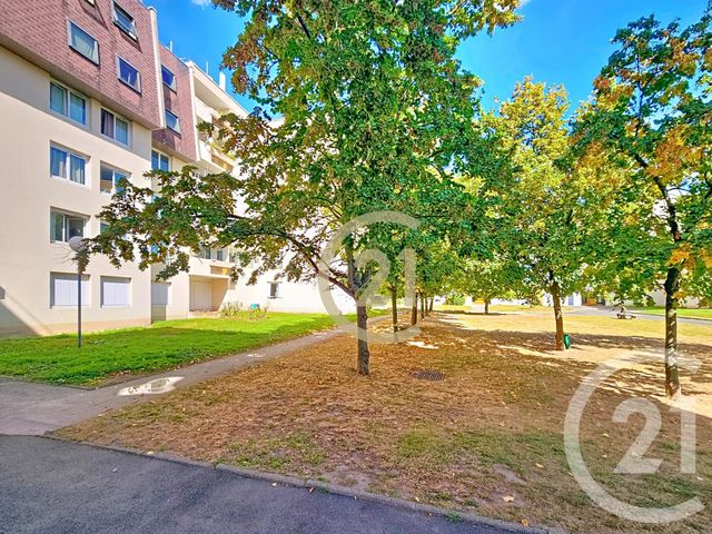 Afficher la photo en grand Appartement F4 à vendre - 4 pièces - 82.05 m2 - ARNOUVILLE - 95 - ILE-DE-FRANCE - Century 21 Jean Jaurès