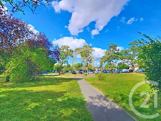 Afficher la photo en grand Appartement F4 à vendre - 4 pièces - 82.05 m2 - ARNOUVILLE - 95 - ILE-DE-FRANCE - Century 21 Jean Jaurès